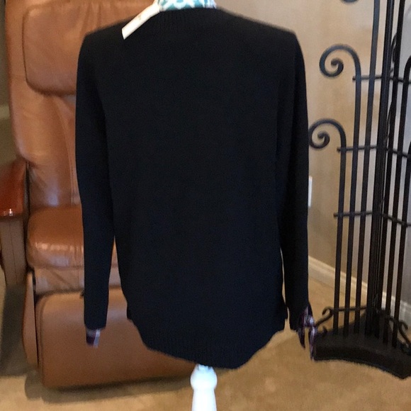 Loft Black light weight sweater from Loft - Picture 5 of 5